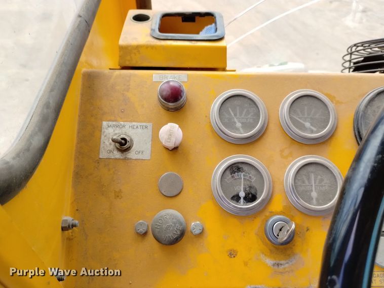 image for item DP3395 Badger 670  wheeled excavator