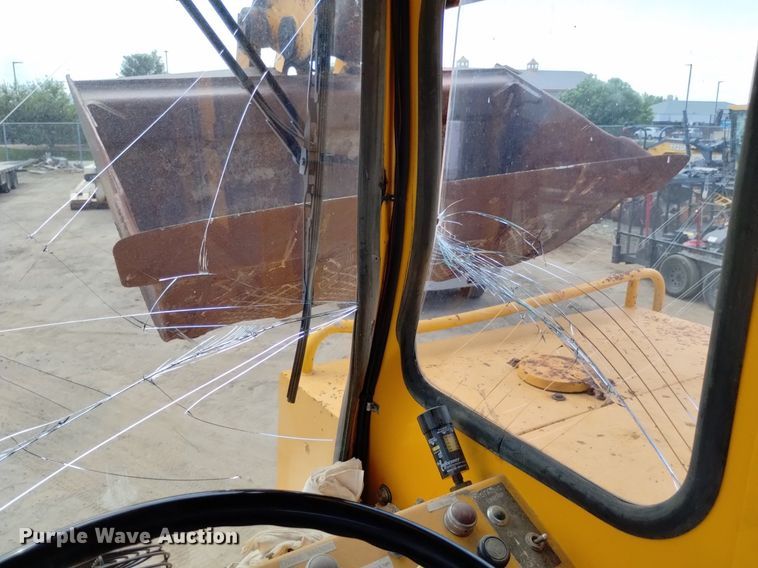 image for item DP3395 Badger 670  wheeled excavator