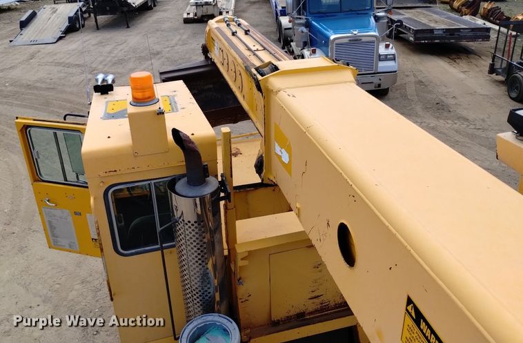 image for item DP3395 Badger 670  wheeled excavator