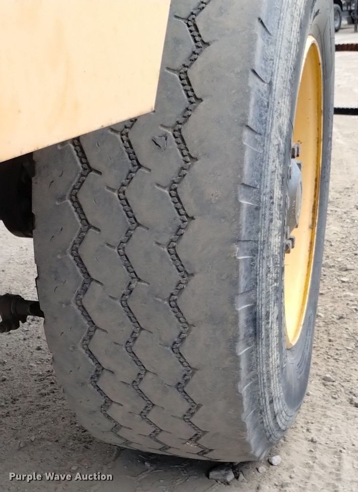 image for item DP3395 Badger 670  wheeled excavator