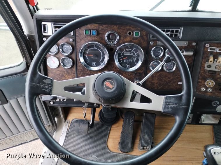 image for item DP3401 1998 Kenworth  ready mix truck