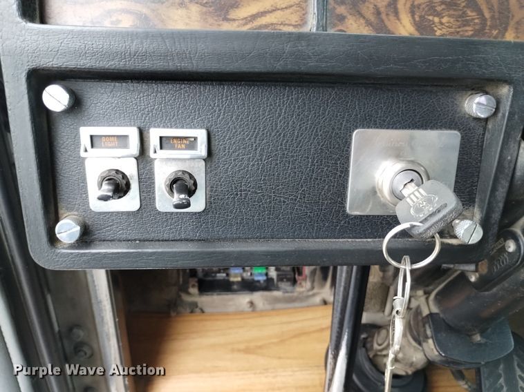 image for item DP3401 1998 Kenworth  ready mix truck