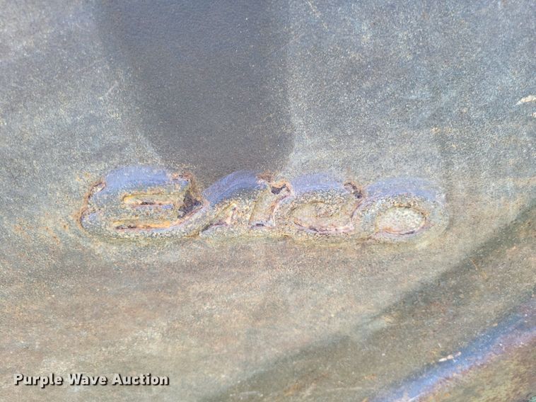 image for item DP5237 2000 John Deere 200LC  excavator