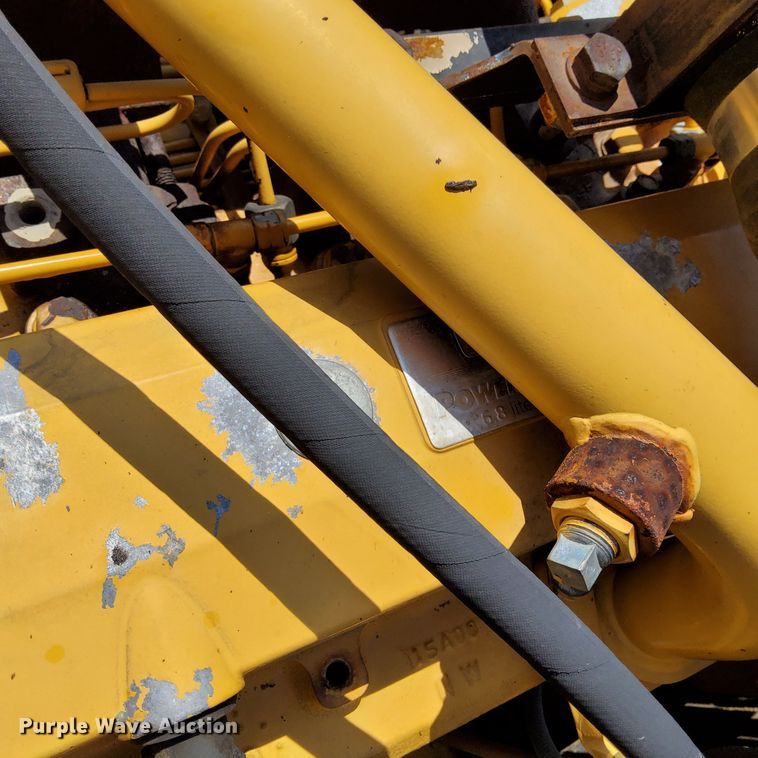 image for item DP5237 2000 John Deere 200LC  excavator