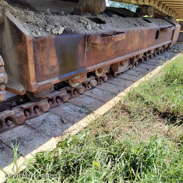 image for item DP5237 2000 John Deere 200LC  excavator