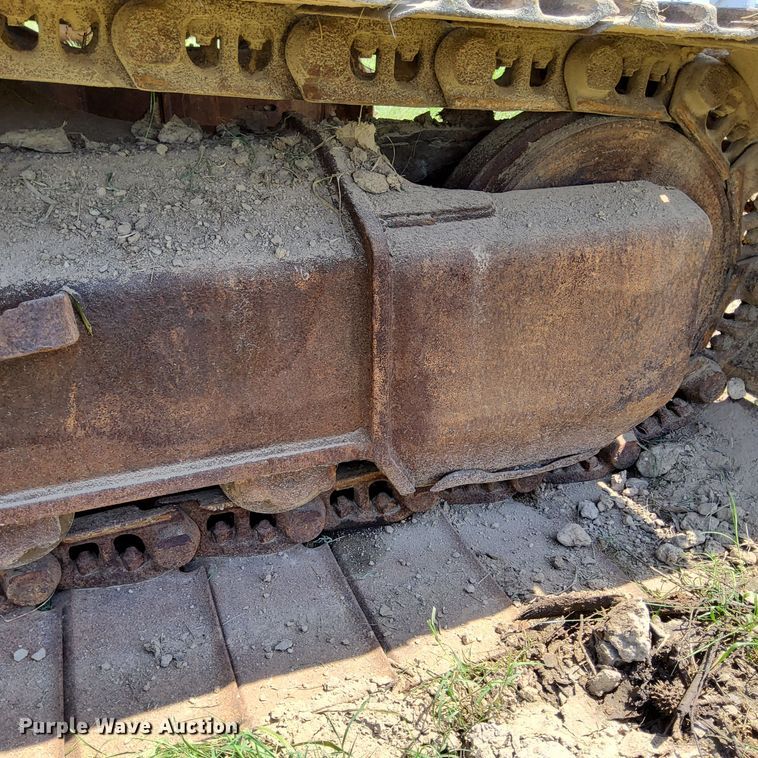 image for item DP5237 2000 John Deere 200LC  excavator