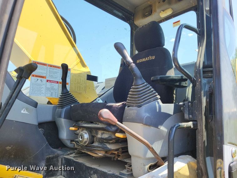 image for item DP5238 2005 Komatsu PC228USLC  excavator