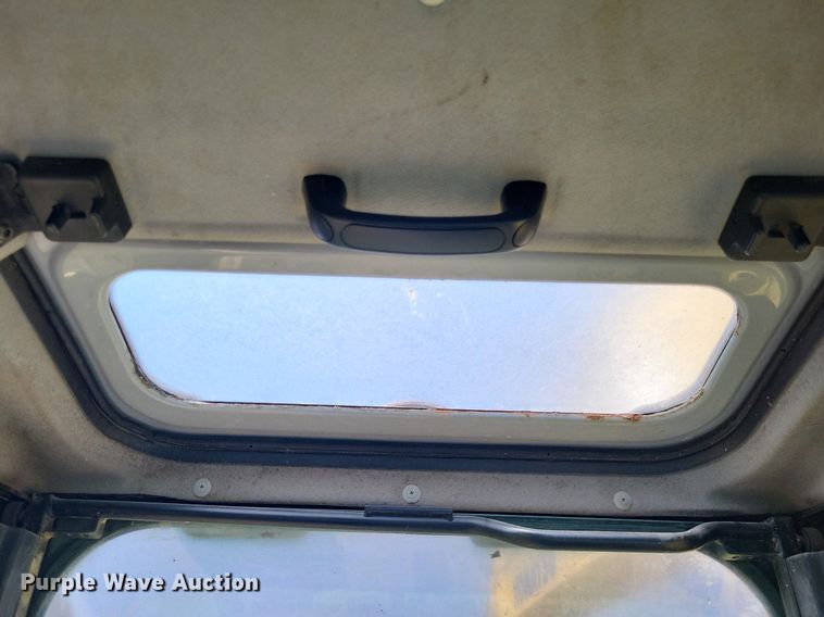 image for item DP5238 2005 Komatsu PC228USLC  excavator