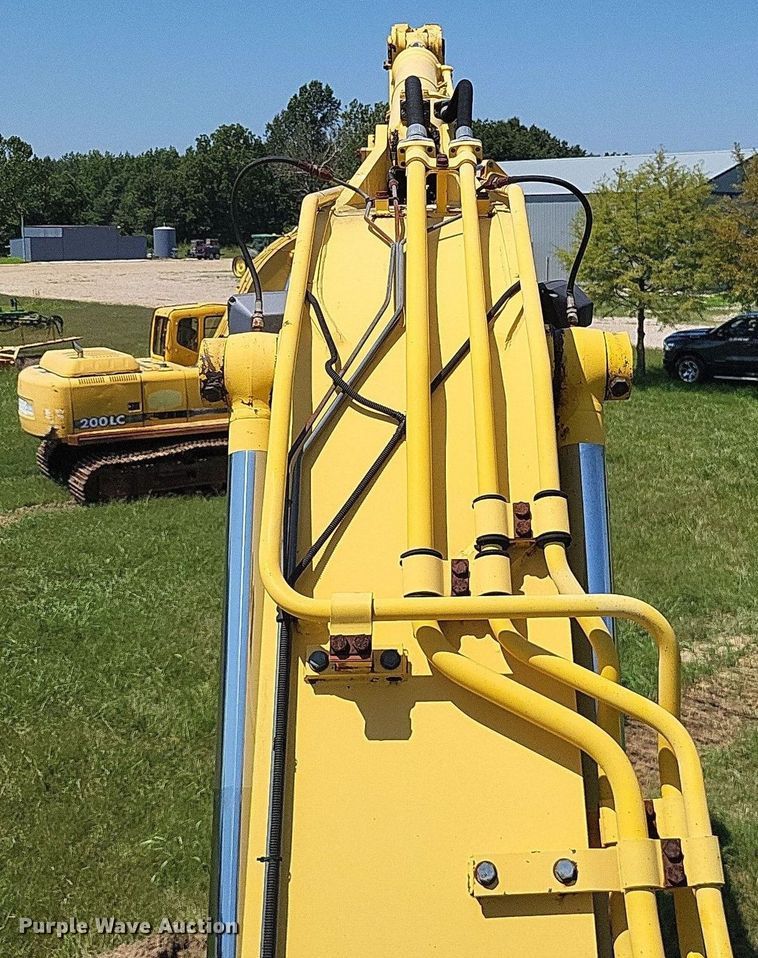 image for item DP5238 2005 Komatsu PC228USLC  excavator