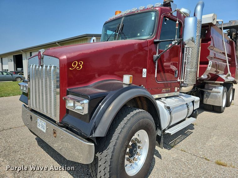 image for item DQ0202 2008 Kenworth W900  dump truck