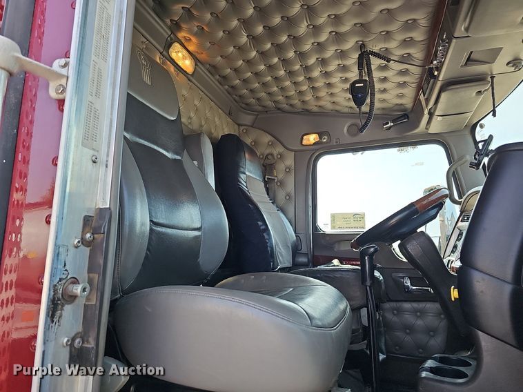 image for item DQ0202 2008 Kenworth W900  dump truck