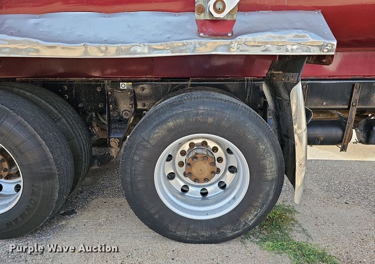 image for item DQ0202 2008 Kenworth W900  dump truck