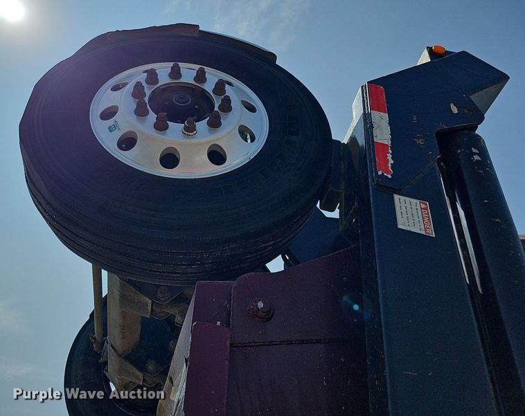 image for item DQ0202 2008 Kenworth W900  dump truck