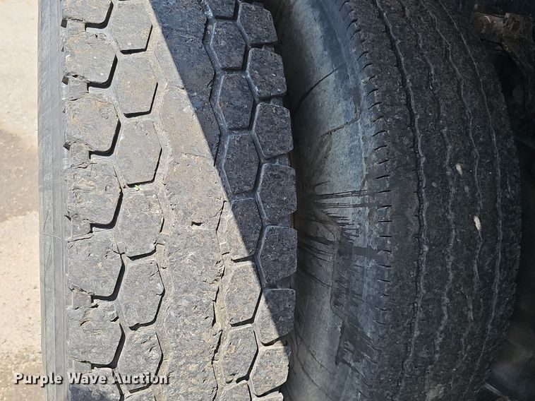 image for item DQ0202 2008 Kenworth W900  dump truck