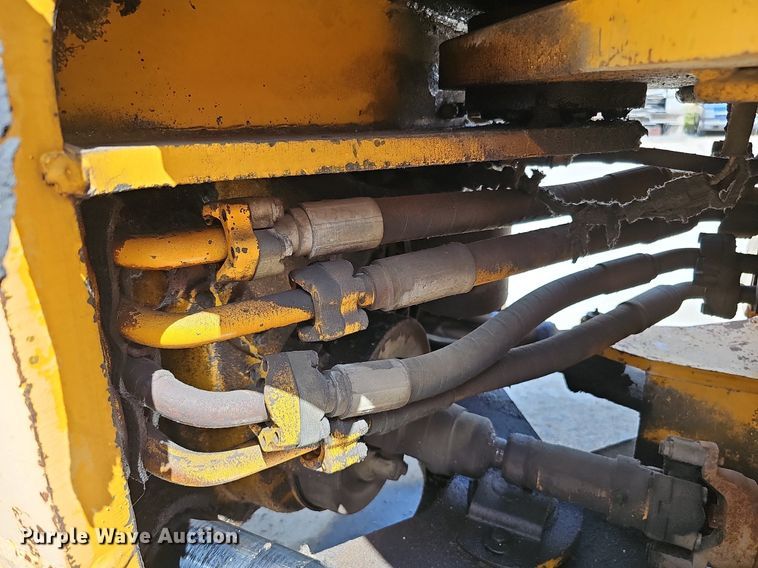 image for item DQ0205 John Deere 544BD  wheel loader