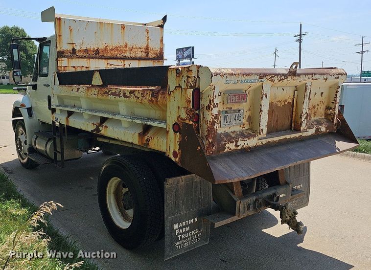 image for item DQ0206 2013 International DuraStar 4300  dump truck