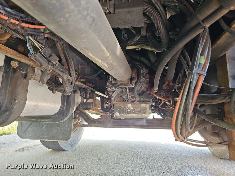 image for item DQ0206 2013 International DuraStar 4300  dump truck