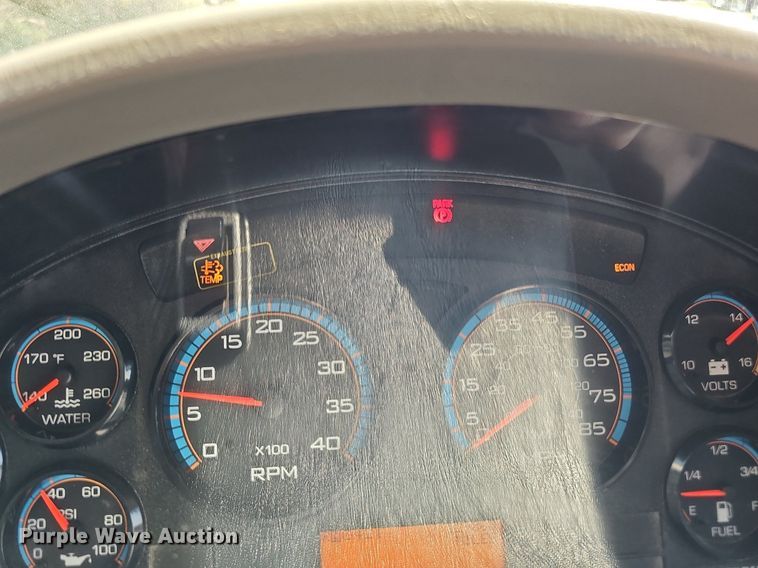 image for item DQ0206 2013 International DuraStar 4300  dump truck