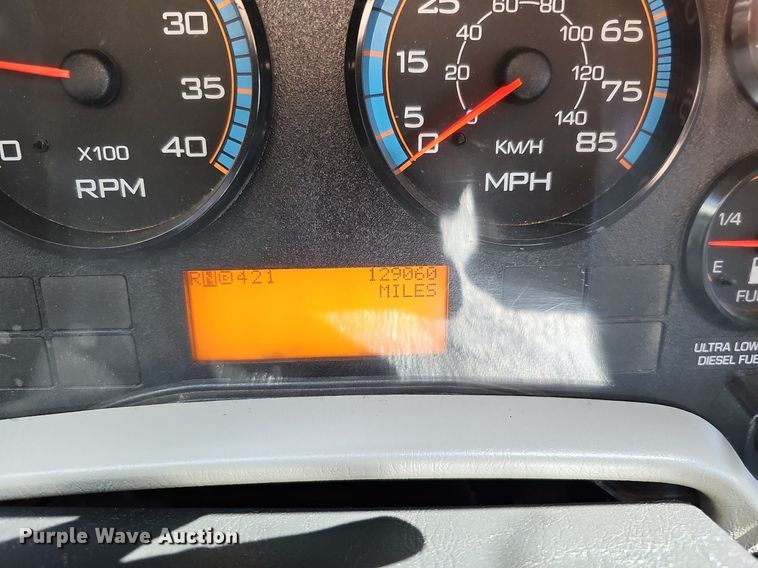 image for item DQ0206 2013 International DuraStar 4300  dump truck