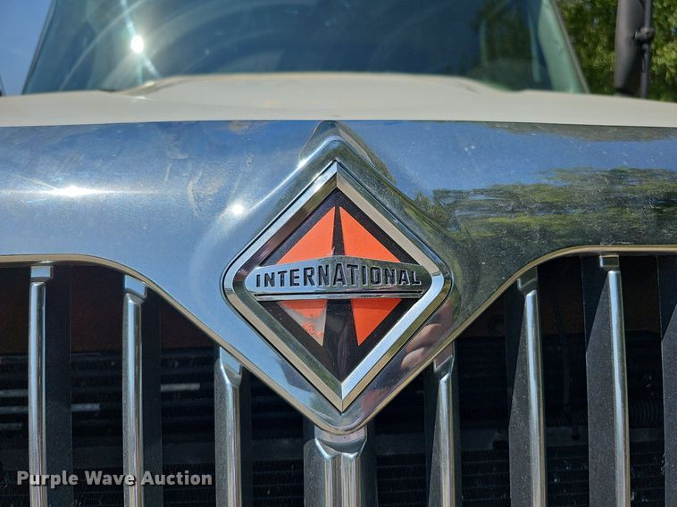 image for item DQ0206 2013 International DuraStar 4300  dump truck