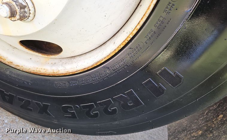 image for item DQ0206 2013 International DuraStar 4300  dump truck