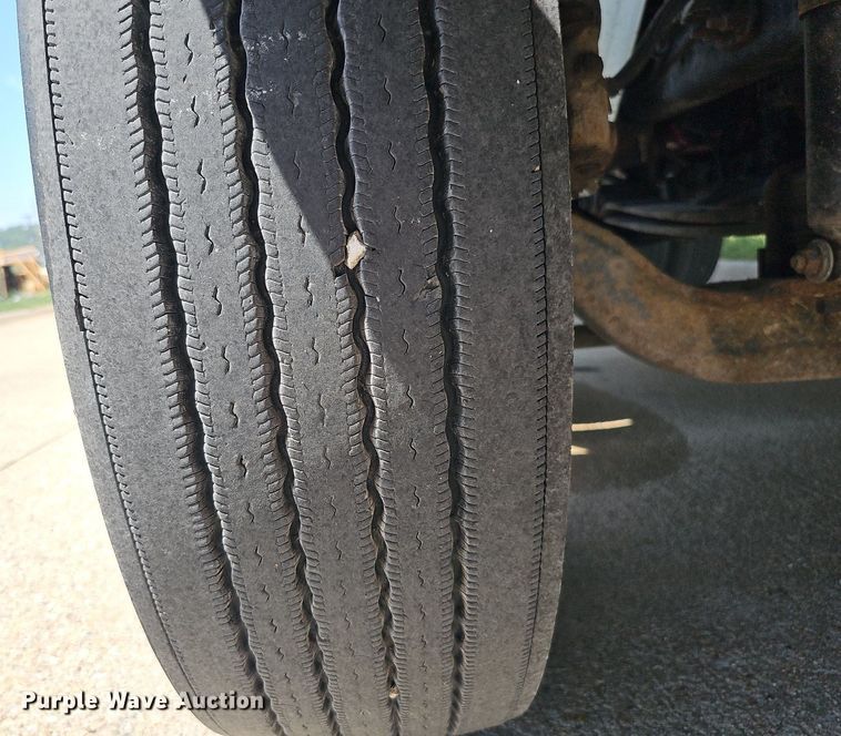 image for item DQ0206 2013 International DuraStar 4300  dump truck