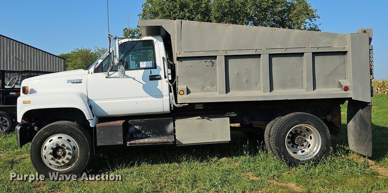 image for item DQ0248 1996 Chevrolet Kodiak C6500  dump truck