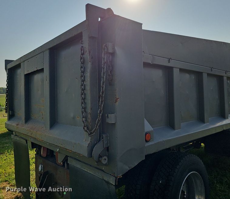 image for item DQ0248 1996 Chevrolet Kodiak C6500  dump truck