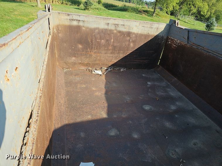 image for item DQ0248 1996 Chevrolet Kodiak C6500  dump truck