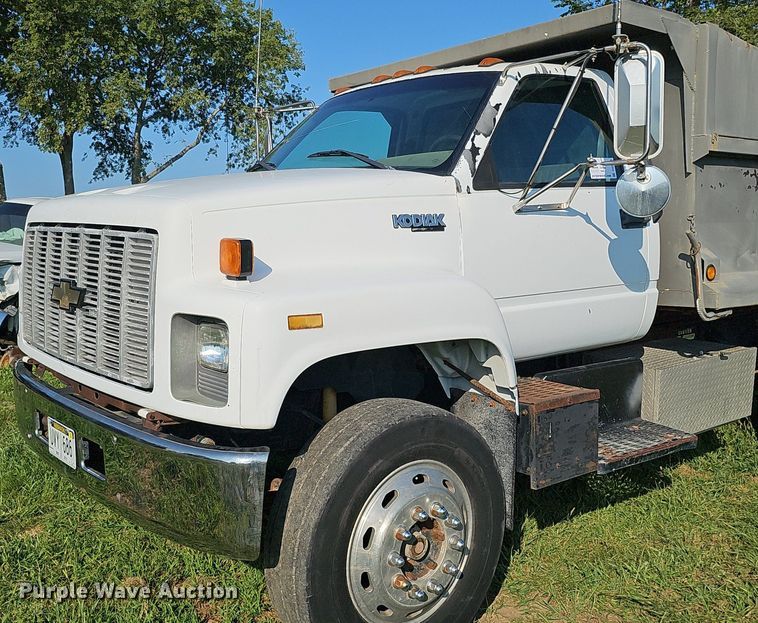 image for item DQ0248 1996 Chevrolet Kodiak C6500  dump truck