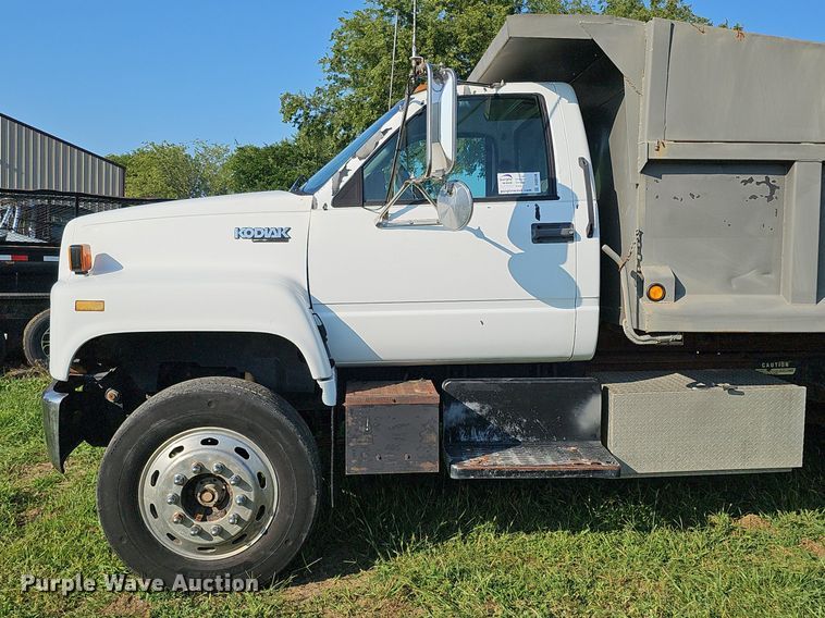 image for item DQ0248 1996 Chevrolet Kodiak C6500  dump truck