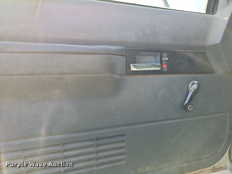 image for item DQ0248 1996 Chevrolet Kodiak C6500  dump truck