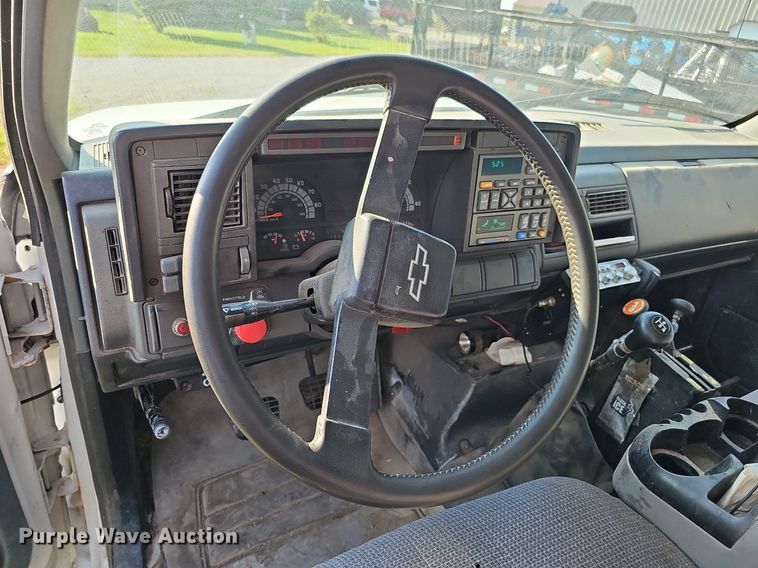 image for item DQ0248 1996 Chevrolet Kodiak C6500  dump truck