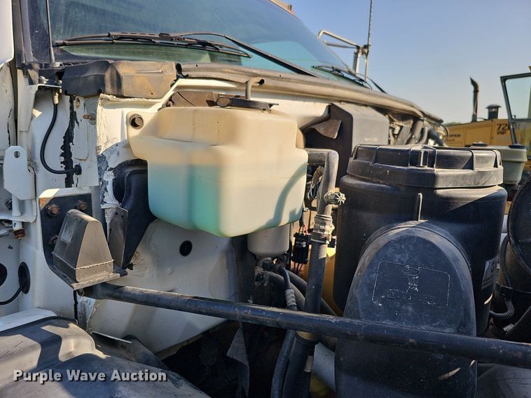 image for item DQ0248 1996 Chevrolet Kodiak C6500  dump truck