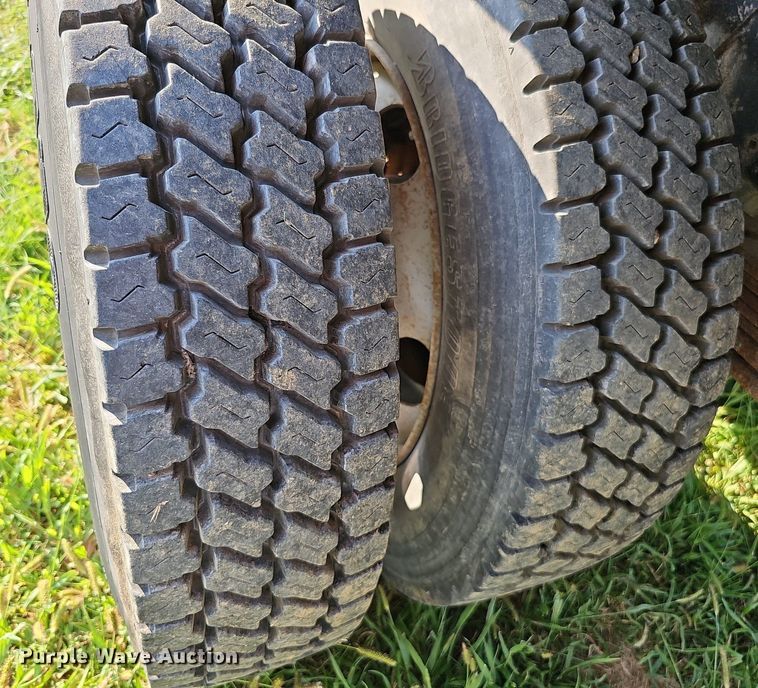 image for item DQ0248 1996 Chevrolet Kodiak C6500  dump truck