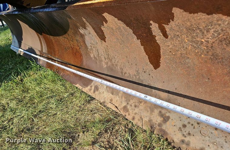 image for item DQ0249 1996 Champion 720A VHP  motor grader