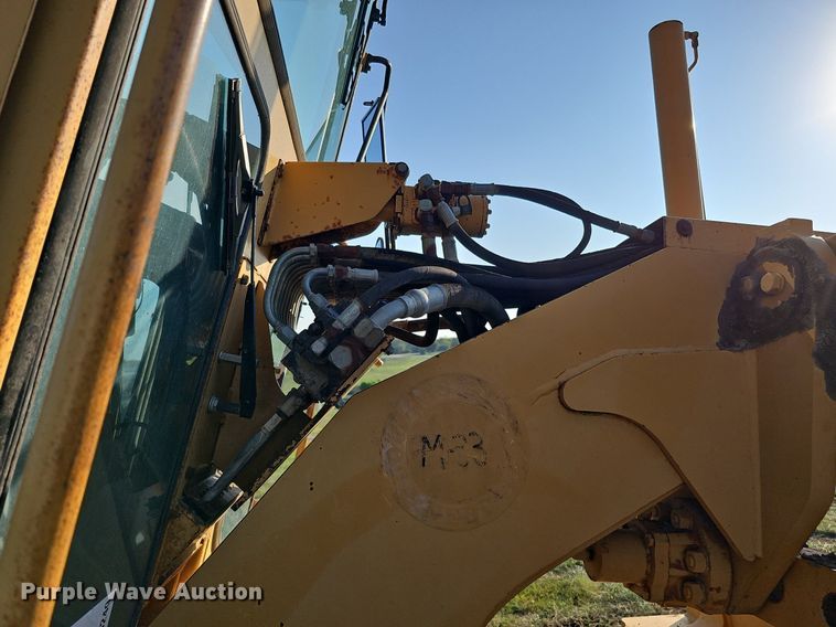 image for item DQ0249 1996 Champion 720A VHP  motor grader