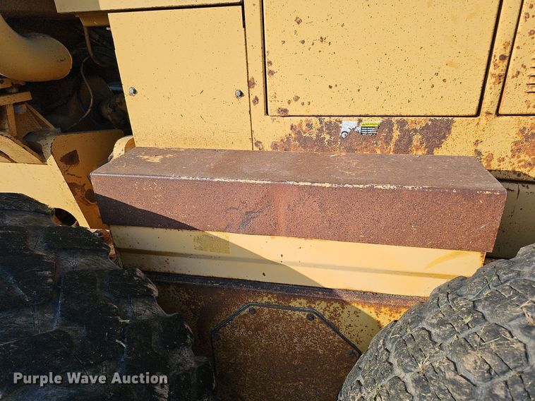 image for item DQ0249 1996 Champion 720A VHP  motor grader