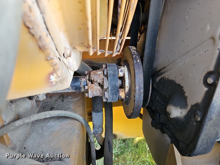 image for item DQ0249 1996 Champion 720A VHP  motor grader