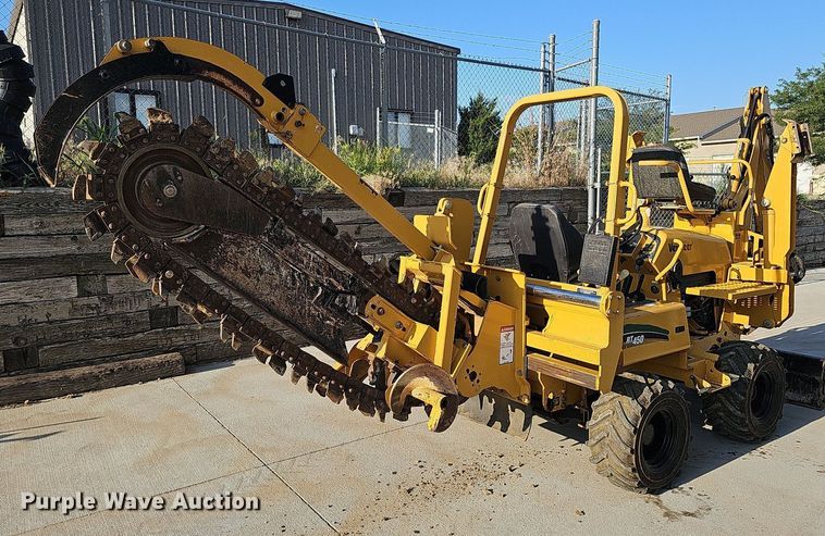image for item DQ0256 2013 Vermeer RT450  trencher