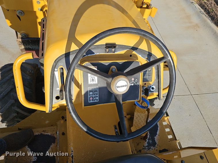image for item DQ0256 2013 Vermeer RT450  trencher