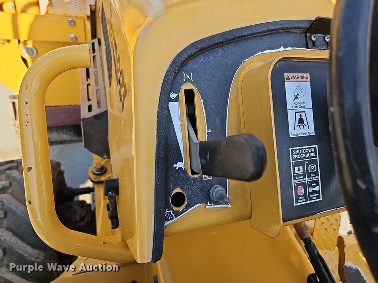 image for item DQ0256 2013 Vermeer RT450  trencher