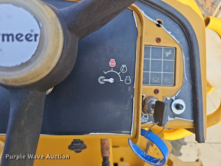 image for item DQ0256 2013 Vermeer RT450  trencher