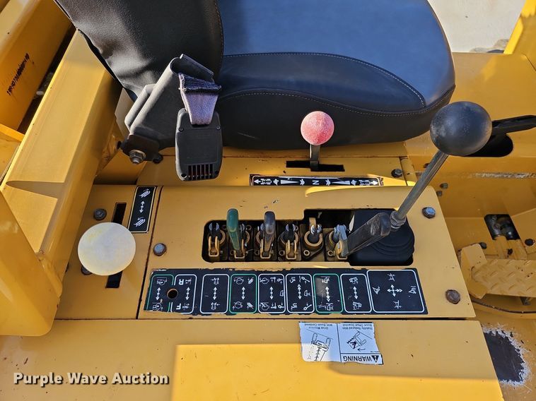 image for item DQ0256 2013 Vermeer RT450  trencher