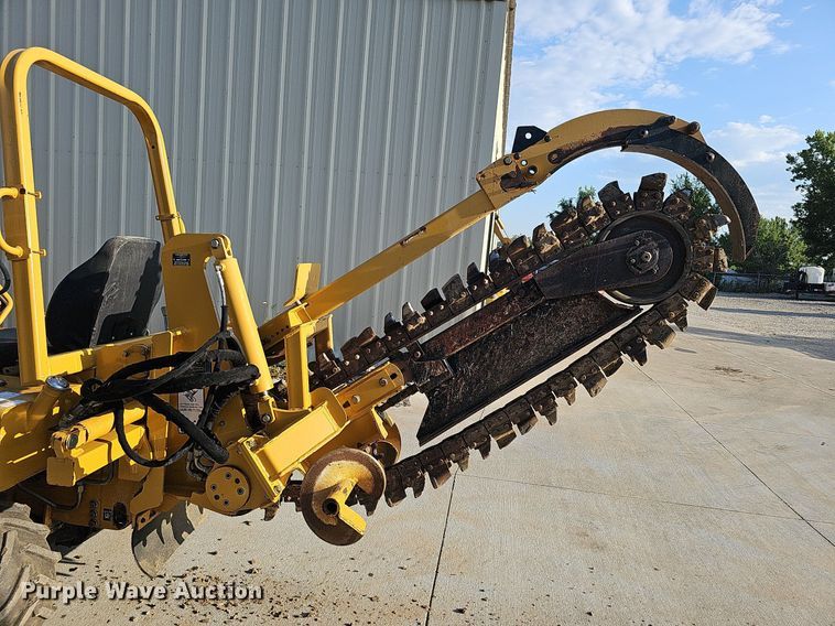 image for item DQ0256 2013 Vermeer RT450  trencher