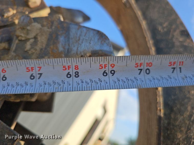 image for item DQ0256 2013 Vermeer RT450  trencher