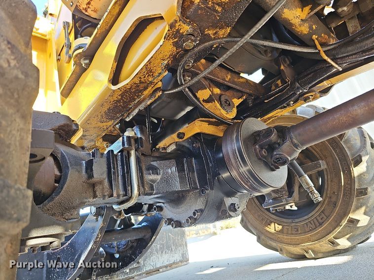 image for item DQ0256 2013 Vermeer RT450  trencher