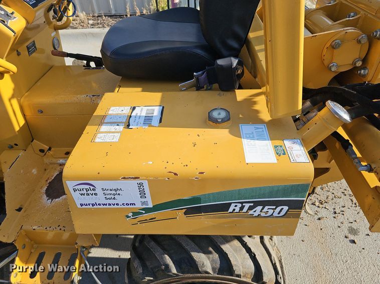 image for item DQ0256 2013 Vermeer RT450  trencher