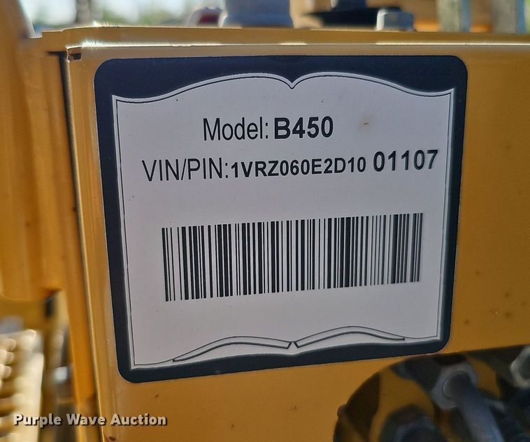 image for item DQ0256 2013 Vermeer RT450  trencher