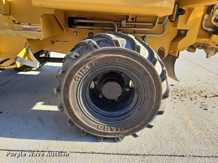 image for item DQ0256 2013 Vermeer RT450  trencher